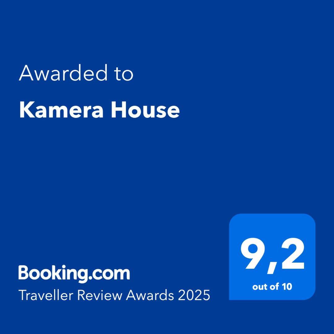 Kamera House Khordhákion Eksteriør billede